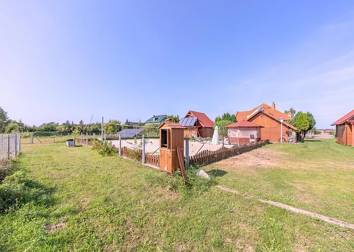 Semesterbostad Kwiatkowski Nr 3 Nowecin