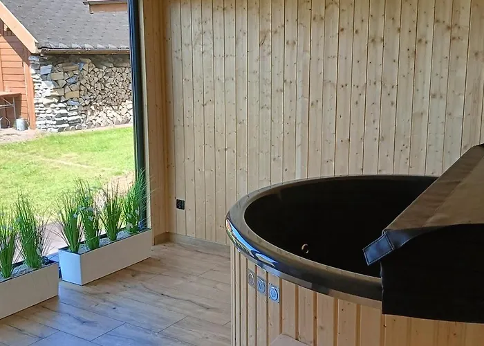 Semesterbostad Kwiatkowski Nr 3 Nowecin